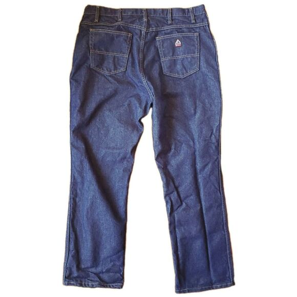 Bulwark FR Jeans Mens 42 x 32 (Waist 40") Blue Denim Cotton Cat 2 2112 PEJ2DD1 - Picture 2 of 16